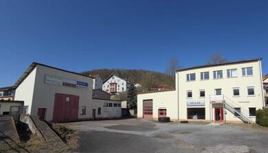 Haus zum Kauf provisionsfrei 475.000 € 12 Zimmer 390 m² 1.765 m² Grundstück Meiningen Meiningen 98617