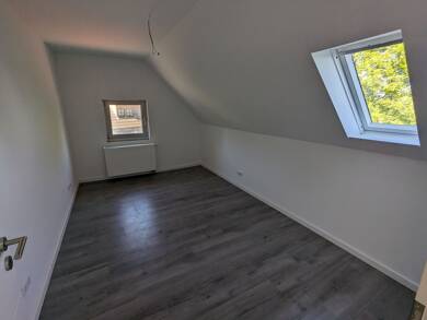 Wohnung zur Miete 350 € 2 Zimmer 37 m² Dachgeschoss, 2. Geschoss frei ab sofort Witten 58454