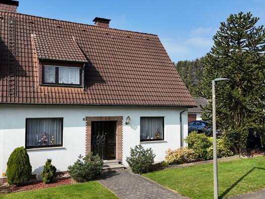 Doppelhaushälfte zum Kauf 364.000 € 6 Zimmer 122 m² 704 m² Grundstück Lindenhorst Dortmund 44339