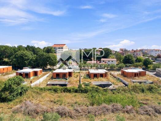Einfamilienhaus zum Kauf 230.000 € 4 Zimmer 434 m² Grundstück Ližnjan 52204