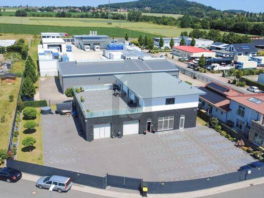 Gewerbeobjekt zum Kauf als Kapitalanlage geeignet 1.899.999 € 5 Zimmer 293 m² 1.319 m² Grundstück Gehrden 30989