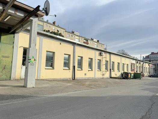 Lagerhalle zur Miete 2.109 € 260 m² Lagerfläche Wien 1140
