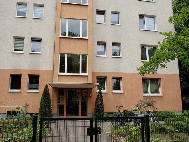 Wohnung zum Kauf provisionsfrei 245.000 € 2,5 Zimmer 67,4 m² 1. Geschoss Namslaustraße 17 C Tegel Berlin 13507