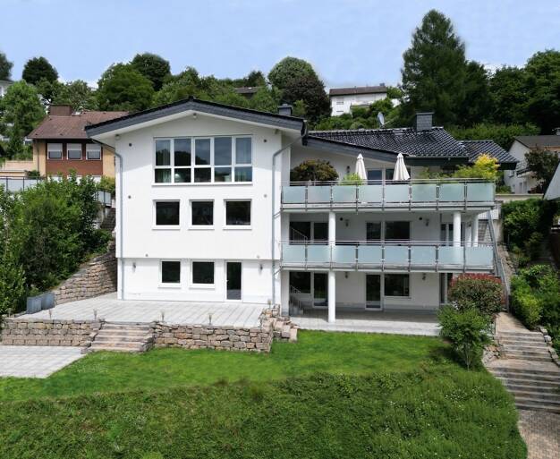 Mehrfamilienhaus zum Kauf 1.950.000 € 10 Zimmer 405,3 m² 852 m² Grundstück Heinrich-Heine-Str. 12 Eppstein Eppstein 65817