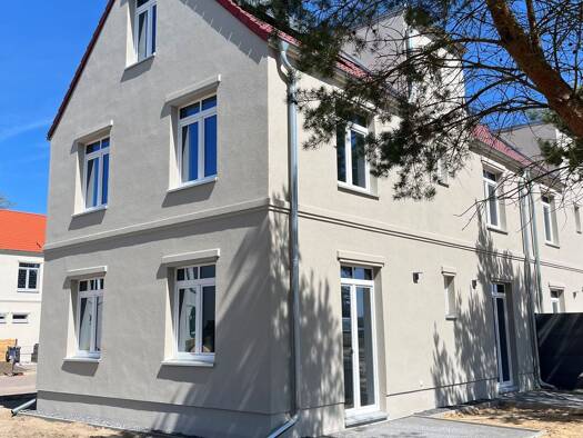 Doppelhaushälfte zur Miete - Erstbezug 2.220 € 5 Zimmer 154 m² 389 m² Grundstück frei ab sofort von Hake-Straße 18 Schönwalde-Dorf Schönwalde-Glien 14621