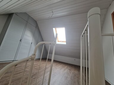 Maisonette zur Miete 320 € 2 Zimmer 57 m² 3. Geschoss frei ab sofort Annaberger Str. 385 Harthau Chemnitz 09125