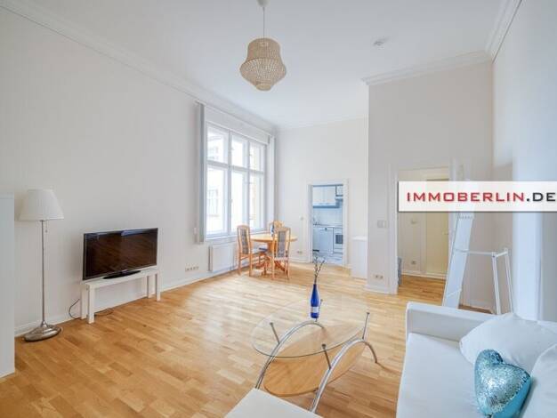 Wohnung zum Kauf 295.000 € 1 Zimmer 47 m² 2. Geschoss Tempelhof Tempelhof-Schöneberg 12103