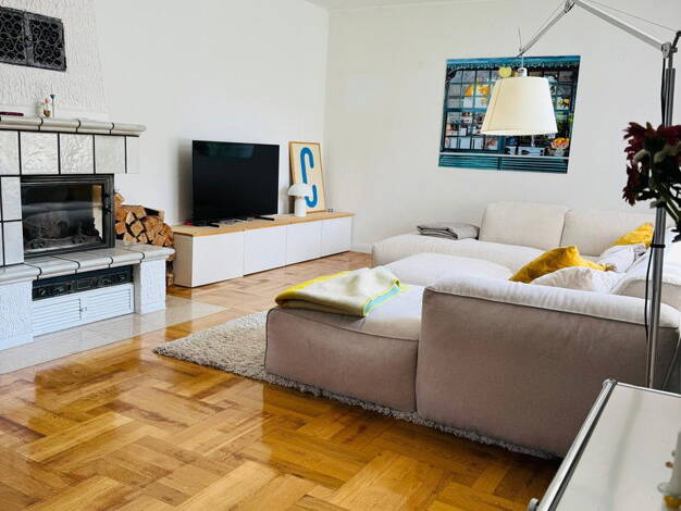 Wohnung zur Miete 1.990 € 6 Zimmer 215 m² EG frei ab 01.10.2025 Hannover 30539