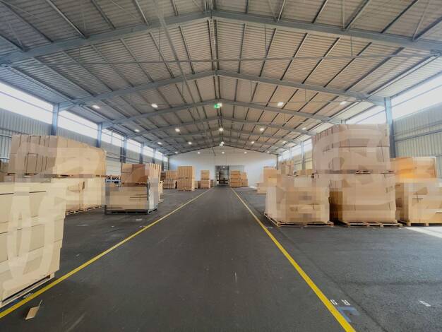 Lagerhalle zur Miete provisionsfrei 1.505 m² Lagerfläche Im Gewerbepark 1 Hunderdorf Hunderdorf 94336
