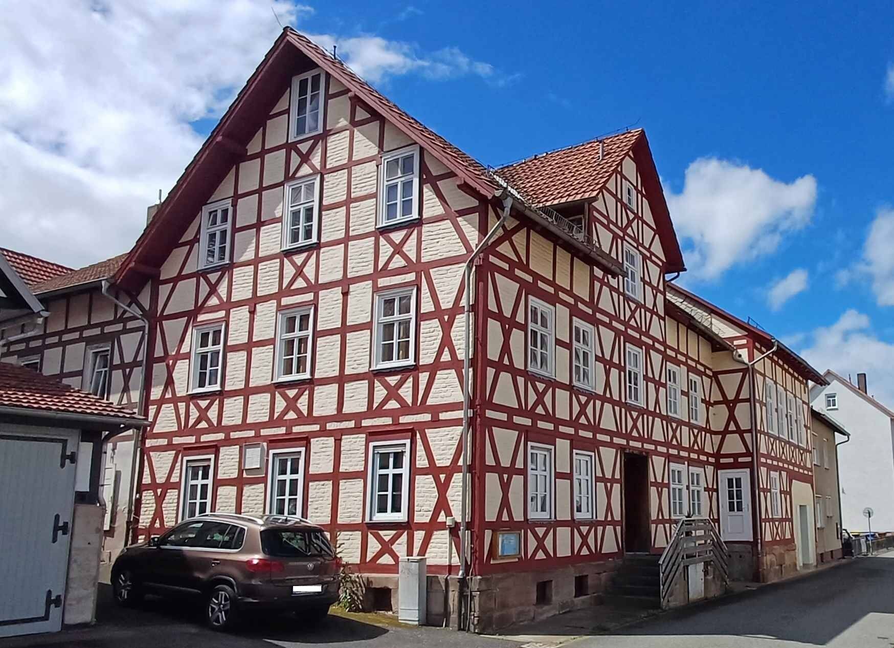 Mehrfamilienhaus zum Kauf 295.000 € 217 m²<br/>Wohnfläche 697 m²<br/>Grundstück Niederhone Eschwege 37269
