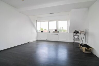 Wohnung zum Kauf 100.000 € 2 Zimmer 74,4 m² 3. Geschoss Alt-Hamborn Duisburg 47166