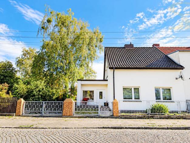 Doppelhaushälfte zum Kauf 129.000 € 3 Zimmer 100 m² 478 m² Grundstück Reinsdorf Wittenberg 06889