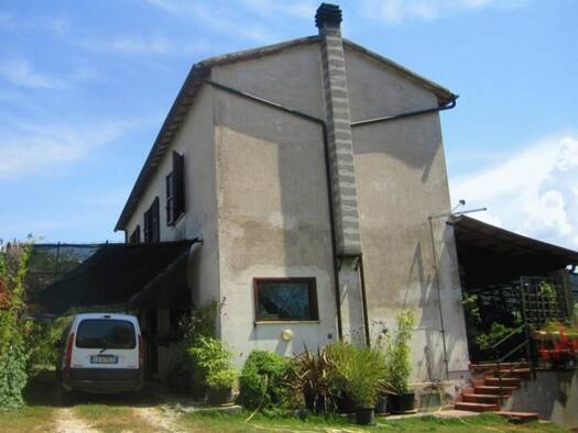 Einfamilienhaus zum Kauf 450.000 € 10 Zimmer 450 m² 50.000 m² Grundstück san polo di tarano 02040