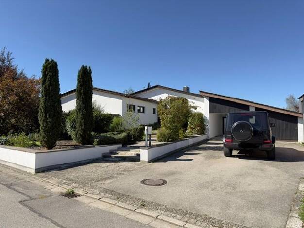 Villa zum Kauf 2.100.000 € 6 Zimmer 337 m² 1.924 m² Grundstück frei ab sofort Türkheim Türkheim 86842
