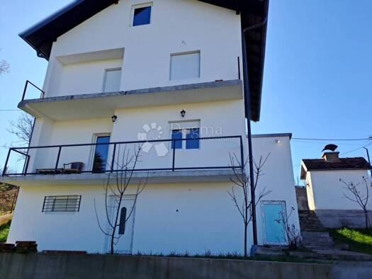 Haus zum Kauf 95.000 € 5 Zimmer 136 m² Glina Glina