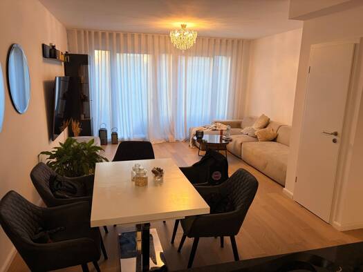 WG-Zimmer zur Miete 700 € 125 m² frei ab 01.10.2026 Garstedt Norderstedt 22848