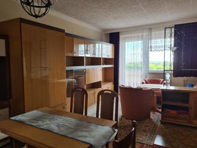 Wohnung zum Kauf provisionsfrei 29.000 € 2 Zimmer 57 m² Dachgeschoss, 4. Geschoss frei ab sofort Kunnersdorf a. d. Eigen Bernstadt auf dem Eigen 02747