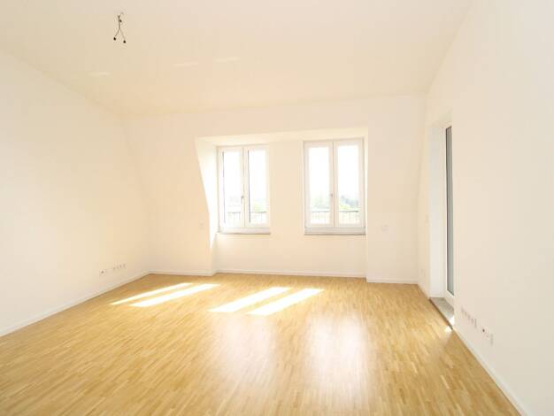 Wohnung zur Miete 1.079 € 3 Zimmer 81,9 m² 5. Geschoss frei ab 01.10.2026 Flößerstraße 4 Mickten Ortsamtsbereich Pieschen 01139