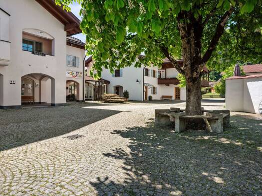 Wohnung zum Kauf 218.000 € 2 Zimmer 54,1 m² 1. Geschoss Inzeller Straße 10 Hammer Siegsdorf 83313