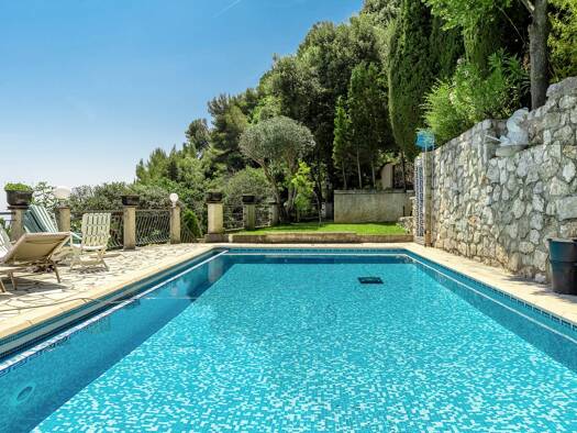 Einfamilienhaus zum Kauf 7 Zimmer 289 m² 4.040 m² Grundstück LA TURBIE 06320