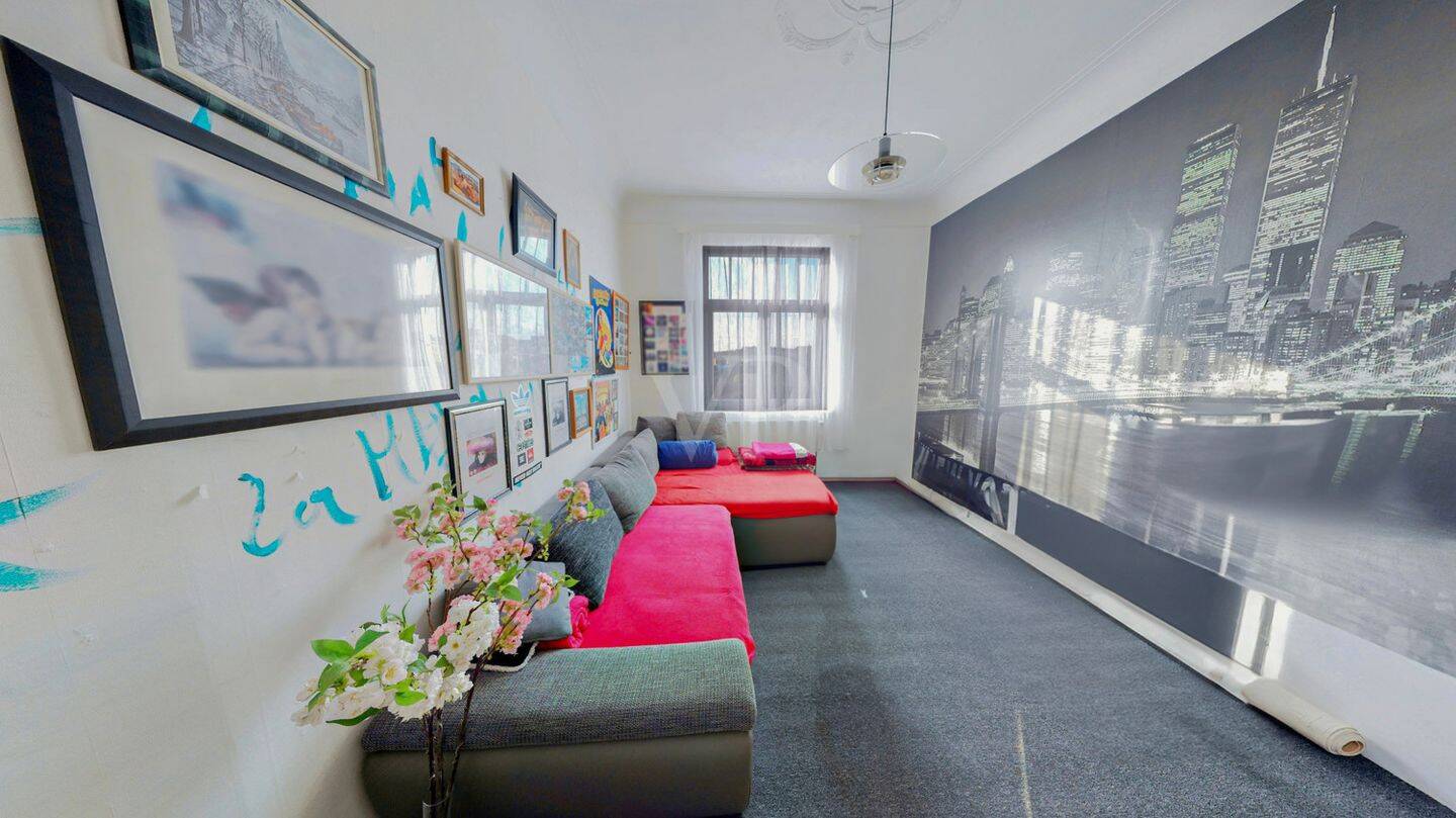 Property thumbnail 6