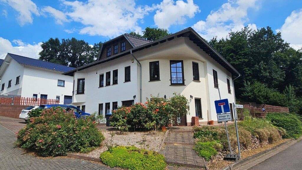 Einfamilienhaus zum Kauf 595.000 € 8 Zimmer 320 m² 1.090 m² Grundstück Wadgassen 66787