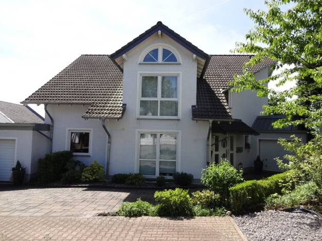 Einfamilienhaus zum Kauf provisionsfrei 690.000 € 5 Zimmer 228 m² 737 m² Grundstück Fraunhoferstraße 9 Andernach Andernach 56626