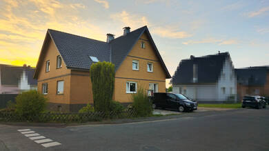 Einfamilienhaus zum Kauf 429.990 € 8 Zimmer 190 m² 725 m² Grundstück Dankersen Minden 32423