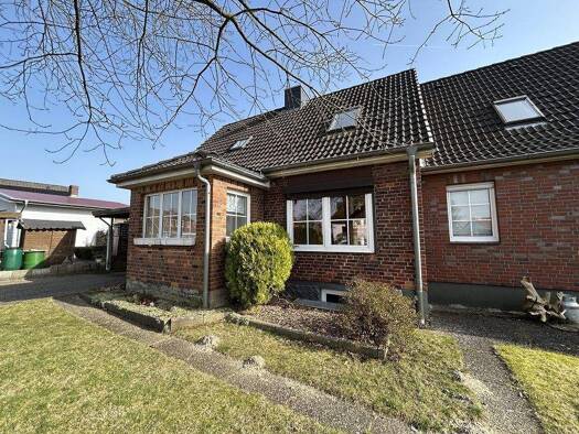 Einfamilienhaus zum Kauf 410.000 € 7 Zimmer 130 m² 1.008 m² Grundstück Maschen Seevetal 21220