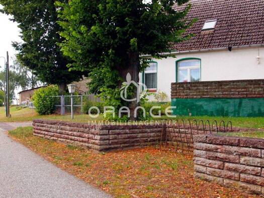 Haus zum Kauf 97.000 € 6 Zimmer 95 m² 2.838 m² Grundstück Demen 19089