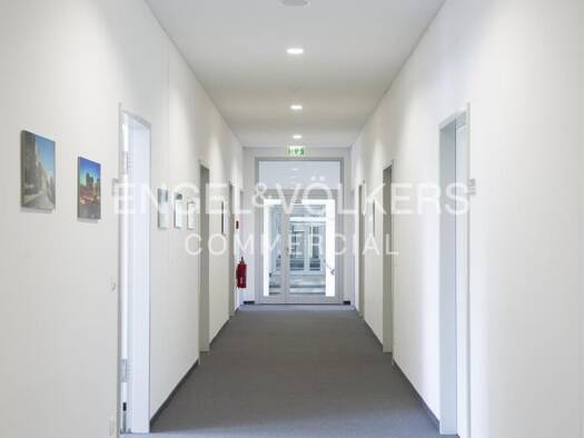 Büro zur Miete 10,25 € 242,6 m² Bürofläche teilbar ab 242,6 m² Berlin 12681