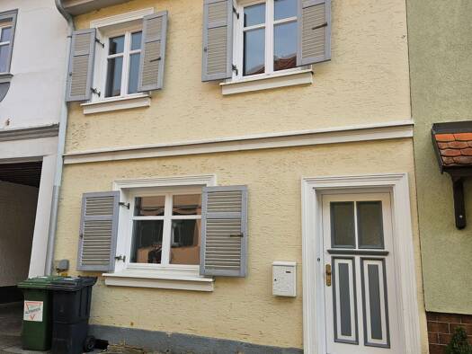 Reihenhaus zur Miete 630 € 3 Zimmer 65 m² frei ab sofort Bad Staffelstein 96231