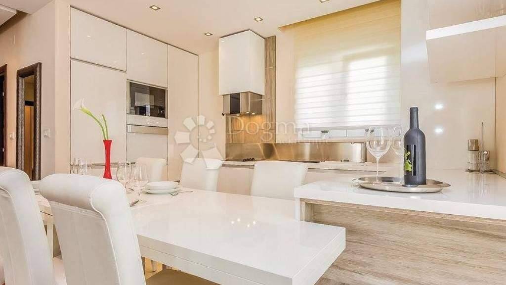 Wohnung zum Kauf 830.000 € 4 Zimmer 90 m² 1. Geschoss Centar