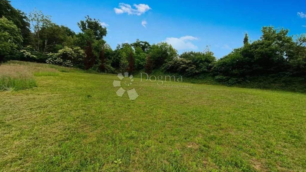 Land-/Forstwirtschaft zum Kauf 390.000 € Gracani