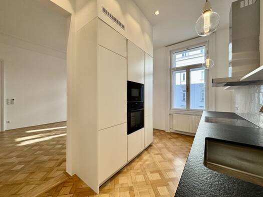 Wohnung zur Miete 2.490 € 3 Zimmer 4. Geschoss Innere Stadt 1010