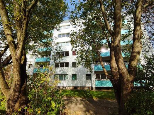 Studio zur Miete 152 € 1 Zimmer 32,3 m² 5. Geschoss frei ab 01.07.2026 Helbersdorfer Str. 94f Helbersdorf Chemnitz 09120