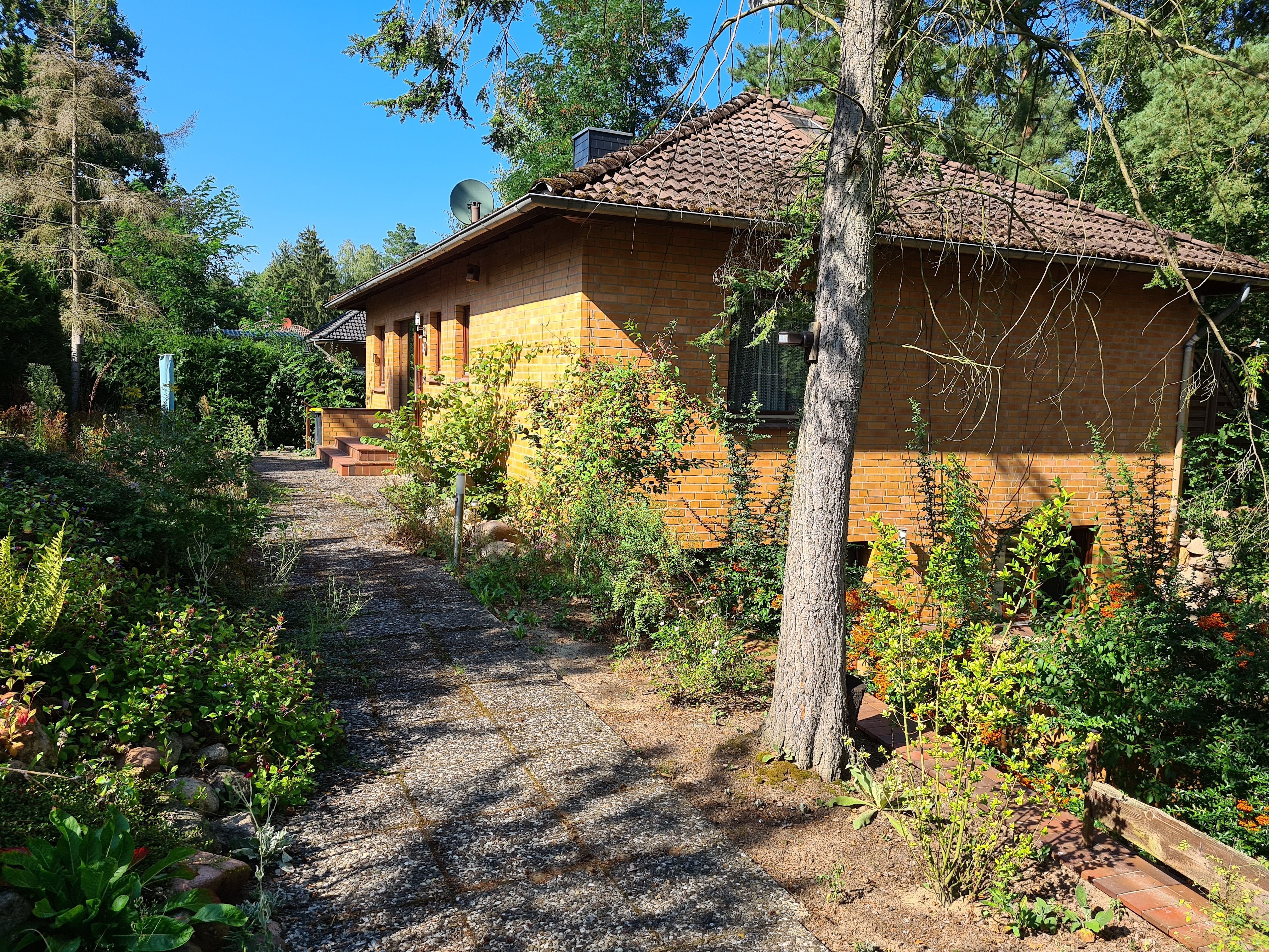 Bungalow zum Kauf 349.000 € 5 Zimmer 159 m²<br/>Wohnfläche 1.853 m²<br/>Grundstück ab sofort<br/>Verfügbarkeit Waldweg 13, OT.Quickborn Quickborn Gusborn 29476