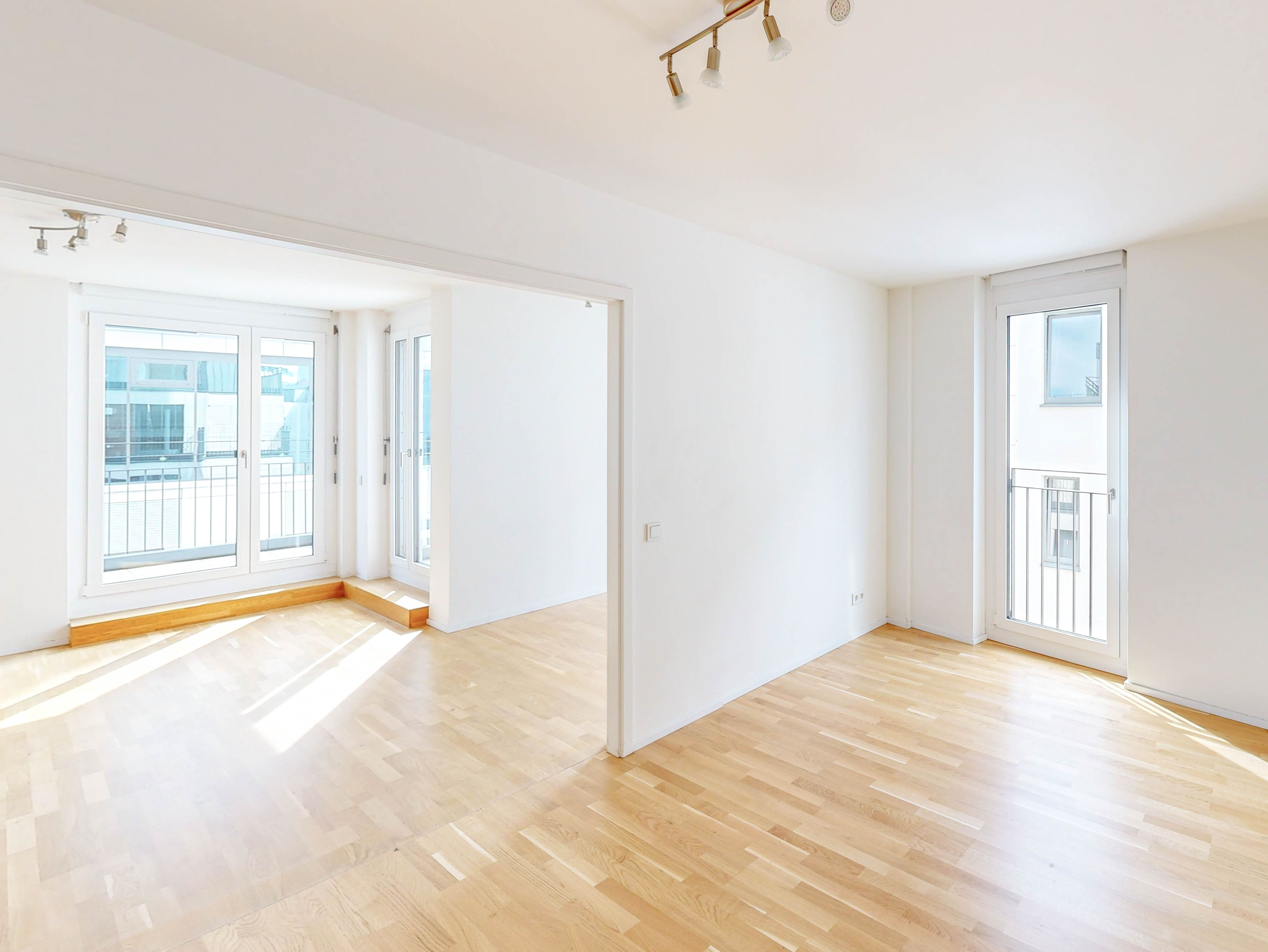 Maisonette zur Miete 2.840 € 4 Zimmer 161 m²<br/>Wohnfläche 5.<br/>Geschoss Mailänder Platz 7 Europaviertel Stuttgart 70173