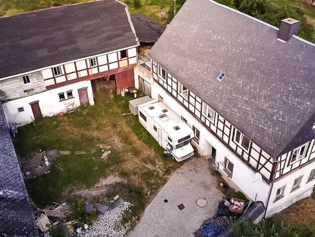 Land-/Forstwirtschaft zum Kauf 175.000 € 5.870 m² Grundstück Weißbach Langenweißbach 08134