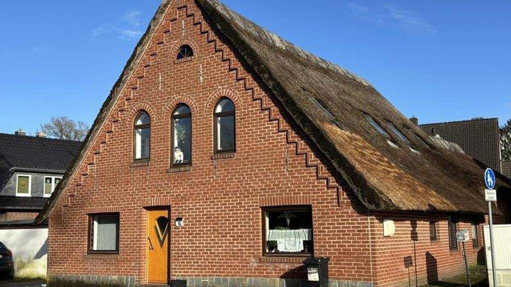 Mehrfamilienhaus zum Kauf 329.900 € 8 Zimmer 200 m² 491 m² Grundstück Rekum Bremen / Rekum 28777