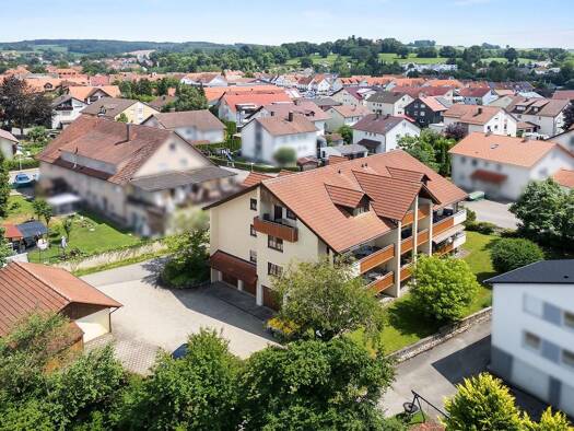 Wohnung zur Miete 975 € 3,5 Zimmer 83 m² Geschoss 2/3 frei ab sofort Bad Wurzach 88410