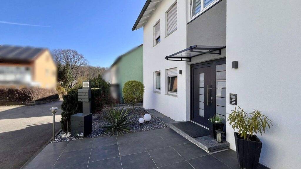 Mehrfamilienhaus zum Kauf 659.000 € 8 Zimmer 176,8 m² 301 m² Grundstück Plochingen 73207