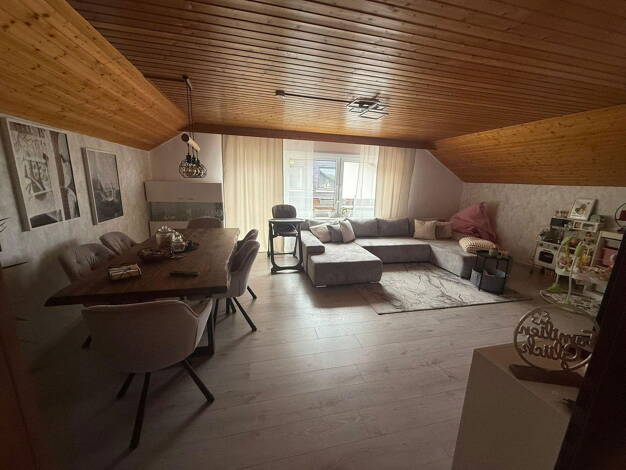 Wohnung zur Miete 750 € 2 Zimmer 70 m² Dachgeschoss frei ab 01.08.2025 Hangstraße 16 Winzenhohl Hösbach 63768