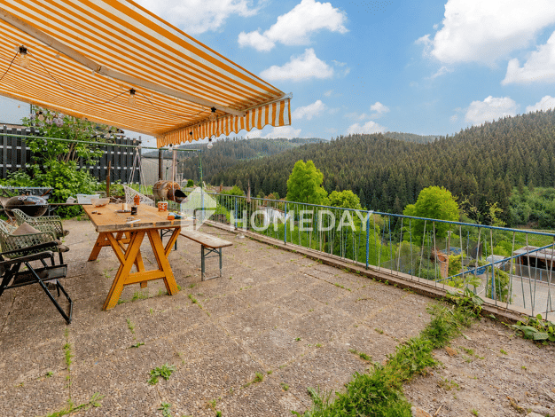 Doppelhaushälfte zum Kauf 230.000 € 4 Zimmer 108 m² 406 m² Grundstück Stadtgebiet Vöhrenbach 78147
