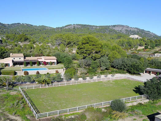 Einfamilienhaus zum Kauf 7.950.000 € 8 Zimmer 420 m² 31.858 m² Grundstück Calvià 07184