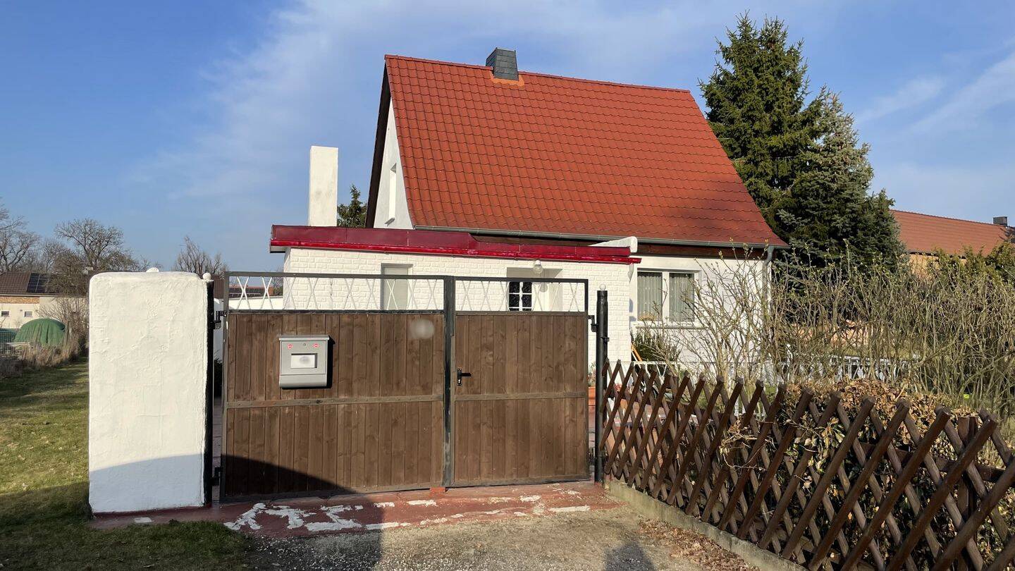 Immobilie in Elsterheide - Halštrowska Hola - Kleines Haus - großes Potenzial - Bild 1