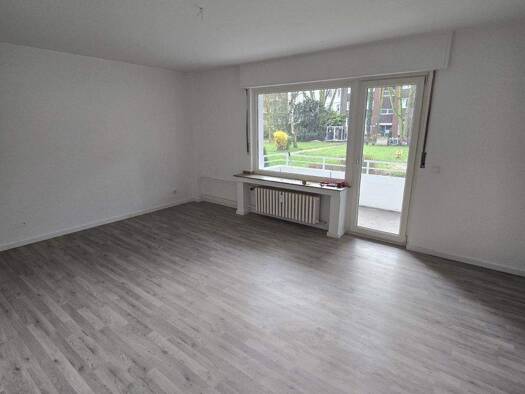 Wohnung zur Miete 550 € 3 Zimmer 78 m² EG frei ab sofort Aldenrader Straße 65 Fahrn Duisburg 47169