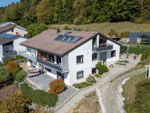 Doppelhaushälfte zum Kauf 580.000 € 7 Zimmer 230,2 m² 570 m² Grundstück Tuttlingen Tuttlingen 78532