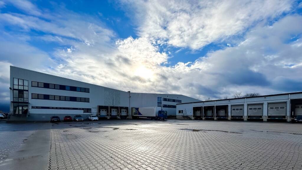 Lagerhalle zur Miete 1.977 m² Lagerfläche Crimmitschau 08451