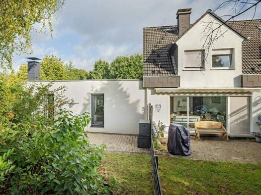 Einfamilienhaus zum Kauf 899.000 € 9 Zimmer 256,7 m² 632 m² Grundstück frei ab 01.01.2026 Burgaltendorf Essen 45289